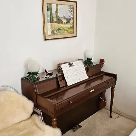 Db Interiors דירה *