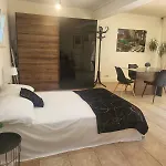 Db Interiors Split