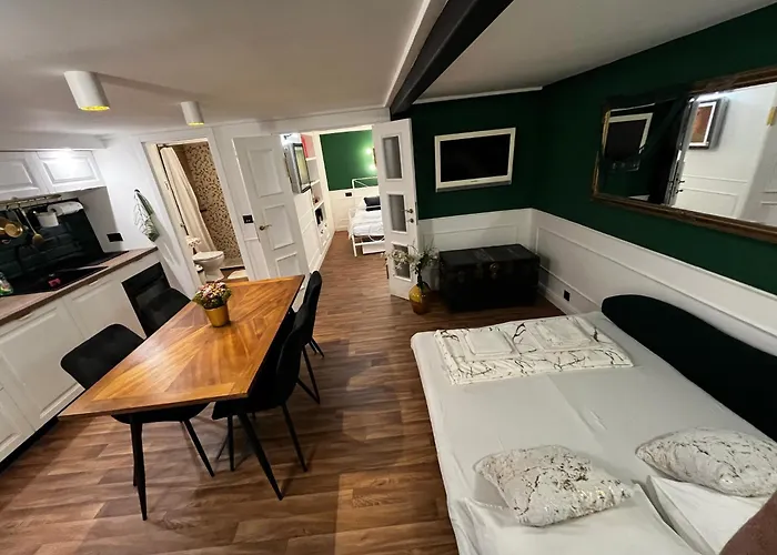 Db Interiors 公寓 *